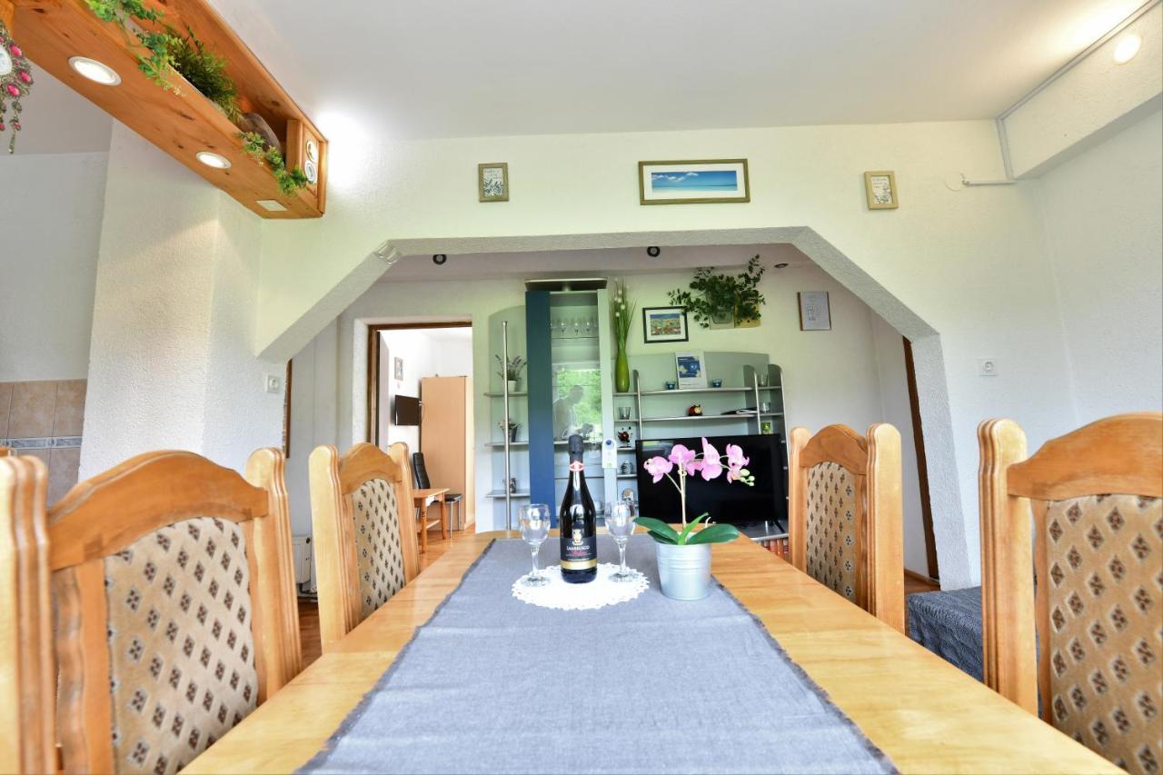 Apartment Marija Zupan ราโควิซา ภายนอก รูปภาพ