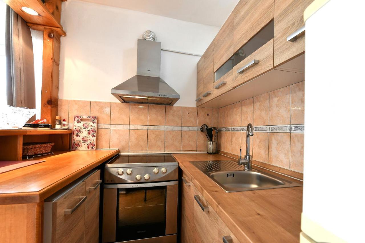 Apartment Marija Zupan ราโควิซา ภายนอก รูปภาพ