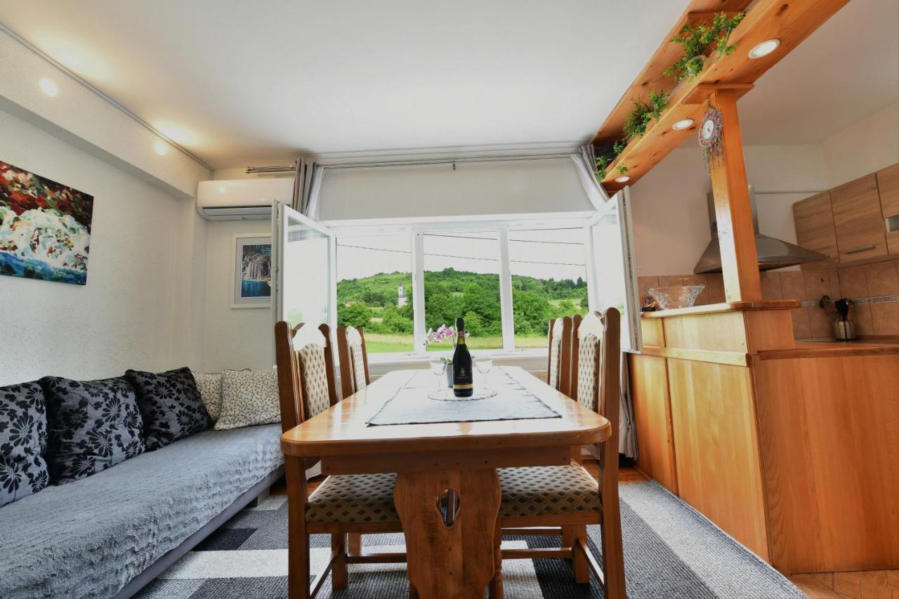 Apartment Marija Zupan ราโควิซา ภายนอก รูปภาพ
