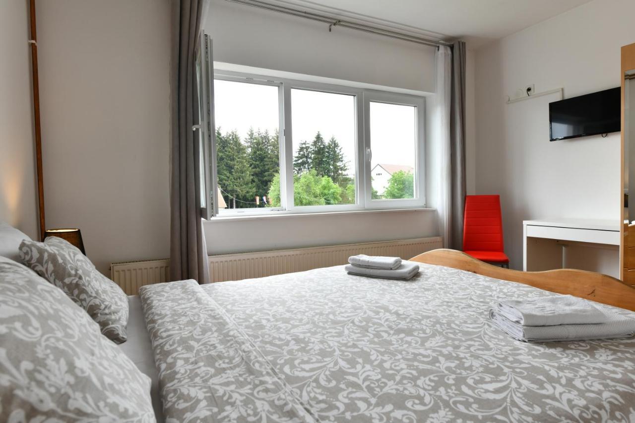 Apartment Marija Zupan ราโควิซา ภายนอก รูปภาพ