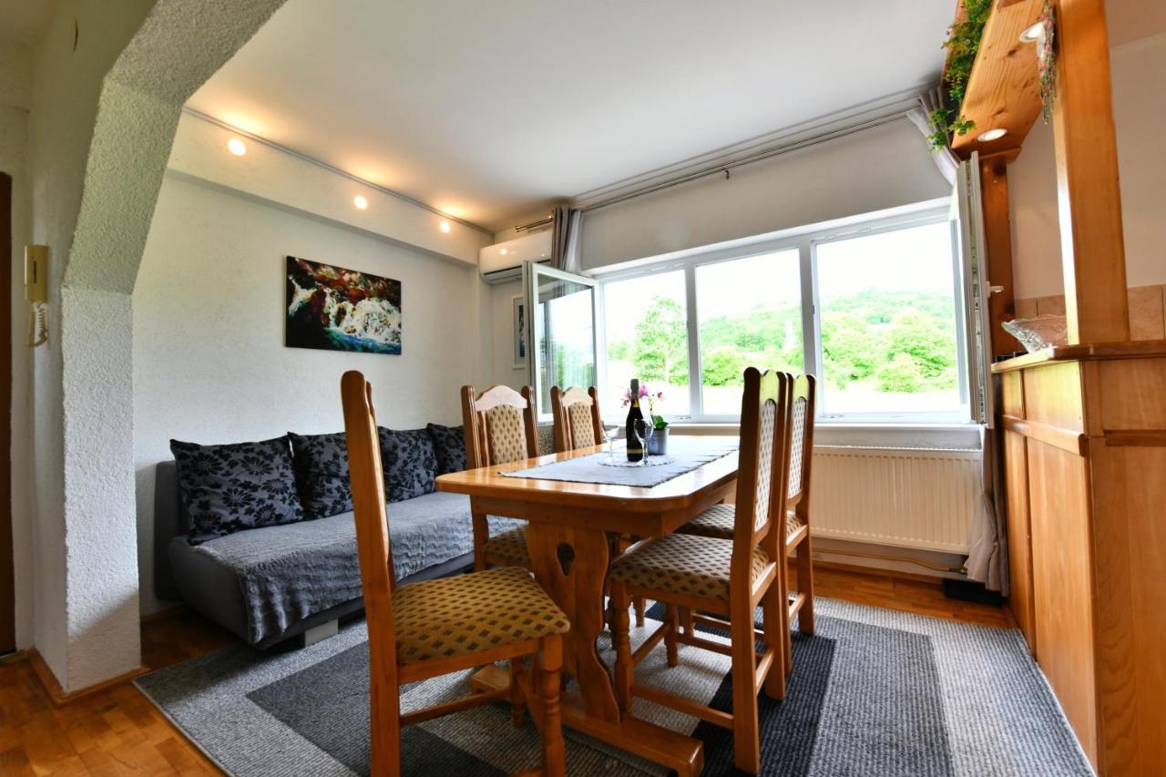 Apartment Marija Zupan ราโควิซา ภายนอก รูปภาพ
