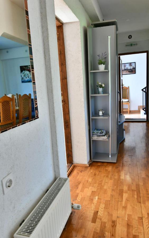 Apartment Marija Zupan ราโควิซา ภายนอก รูปภาพ