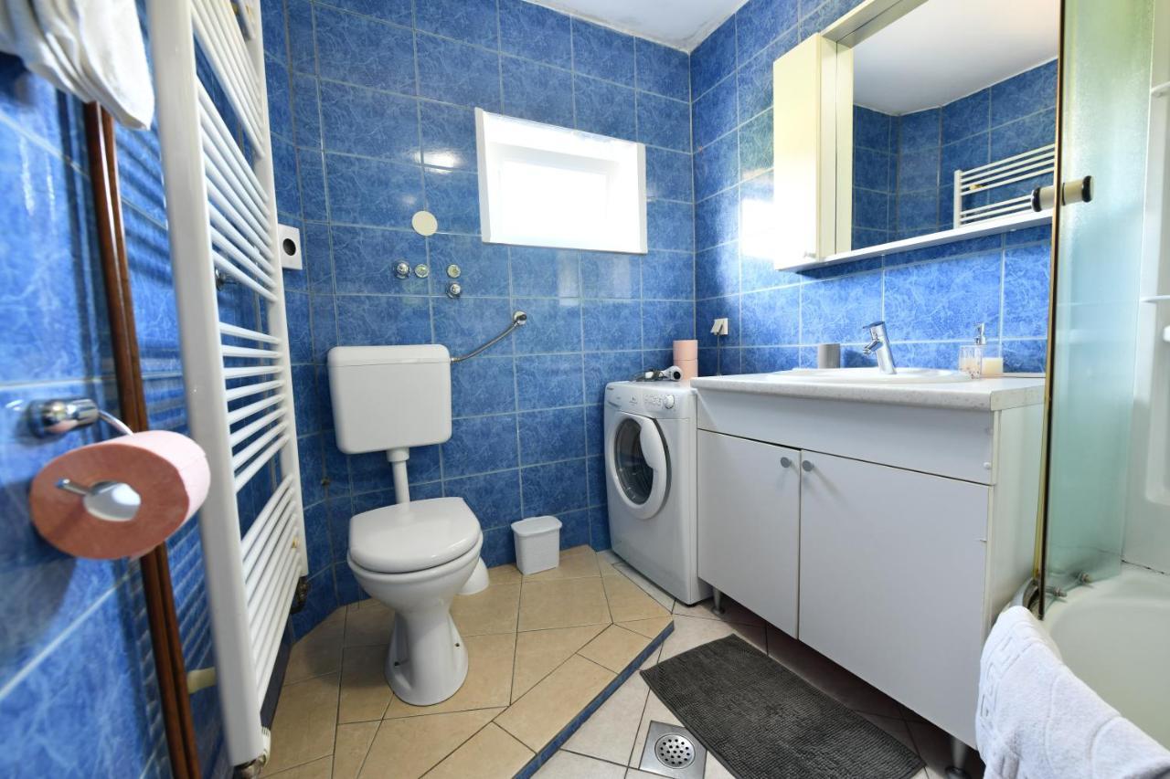 Apartment Marija Zupan ราโควิซา ภายนอก รูปภาพ